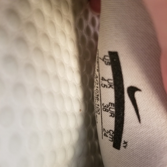 Nike Benassi Sandal White Women Size 7 AO1036-100 - Picture 4 of 6